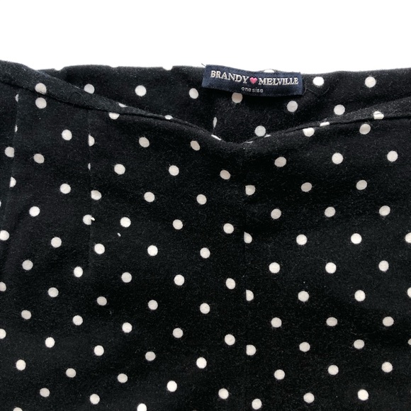 BRANDY MELVILLE pokadot shorts🖤 - Picture 2 of 4